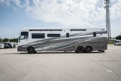 2026 Tiffin Phaeton 44OH | Thumbnail Photo 1 of 31