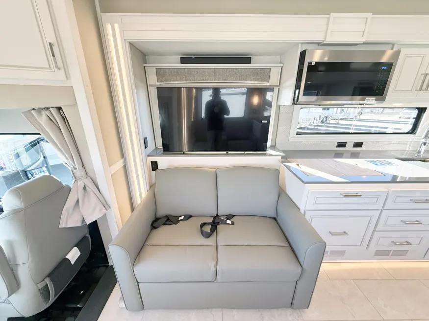 2026 Renegade XL 45 DBM | Photo 8 of 31