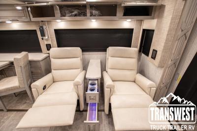 2024 Newmar Supreme Aire 4530 | Thumbnail Photo 6 of 37