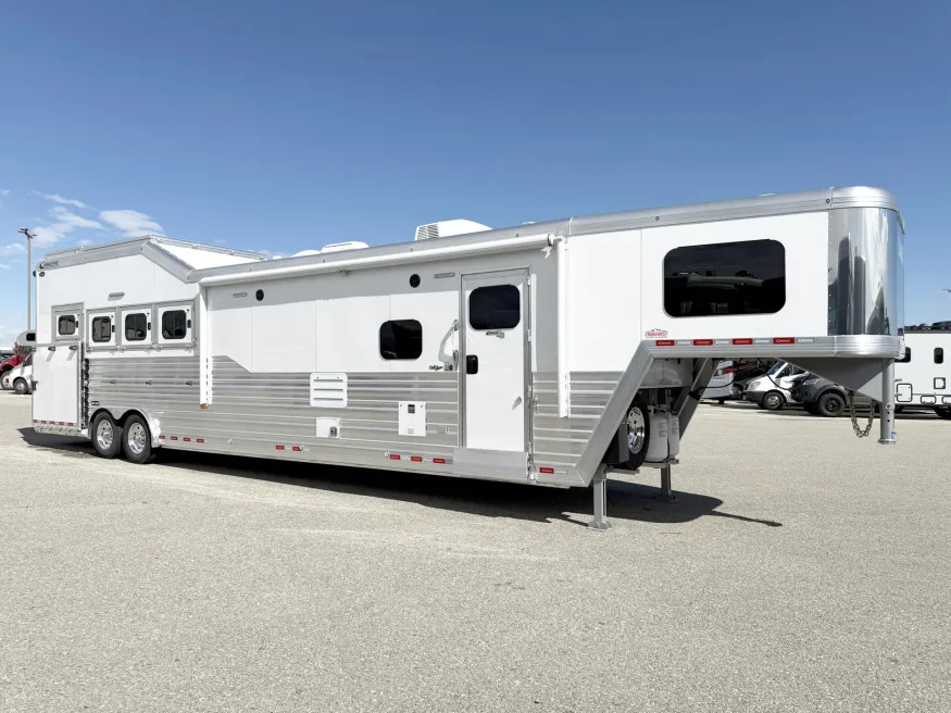 2026 Cimarron Norstar 4HLQ | Photo 1 of 30