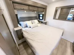 2026 Renegade Verona 36VSB | Thumbnail Photo 15 of 28