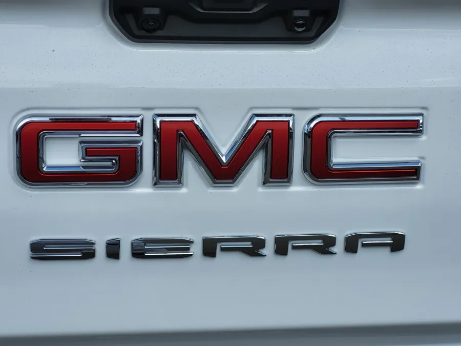 2026 GMC Sierra 2500HD Pro | Photo 10 of 24