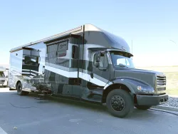 2026 Newmar Super Star 4159 | Thumbnail Photo 33 of 34