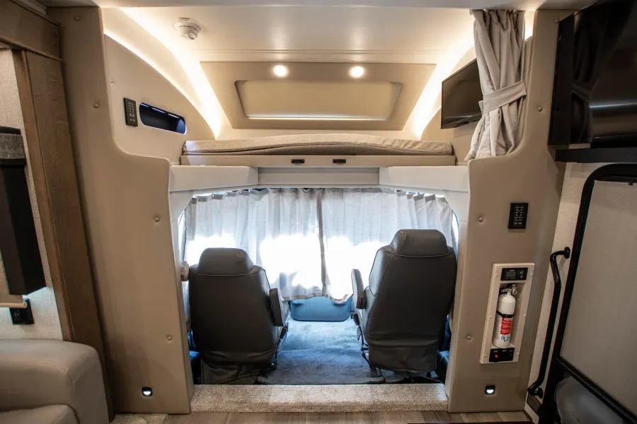 2026 Renegade Valencia 36SB | Photo 12 of 22