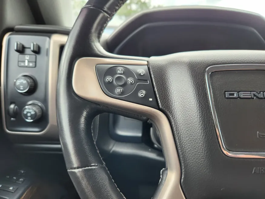 2018 GMC Sierra 1500 Denali | Photo 23 of 29