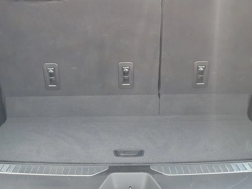 2023 Chevrolet Tahoe Premier | Photo 26 of 27