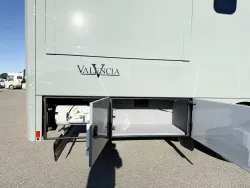 2026 Renegade Valencia 36SB | Thumbnail Photo 22 of 25