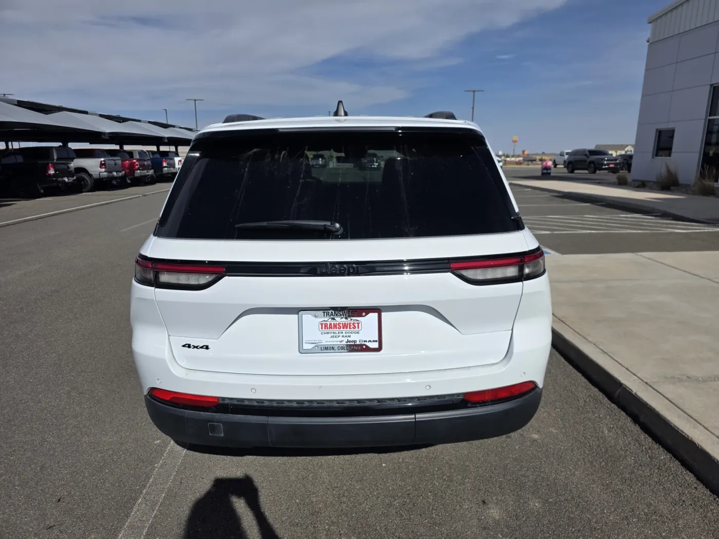 2025 Jeep Grand Cherokee Altitude | Photo 2 of 31