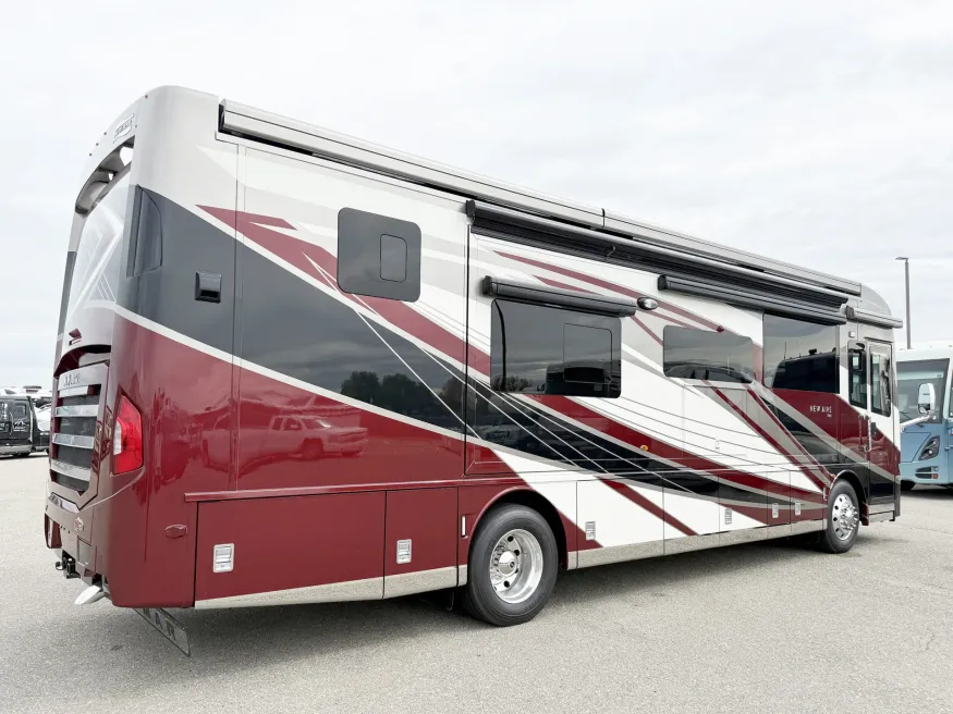 2026 Newmar New Aire 3547 | Photo 19 of 31