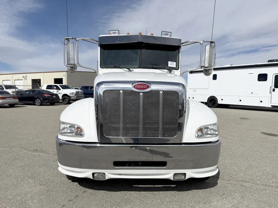 2008 Peterbilt 330 Schwalbe Hauler | Photo 19 of 19