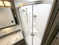 2026 Renegade Verona 40VBH | Thumbnail Photo 15 of 30