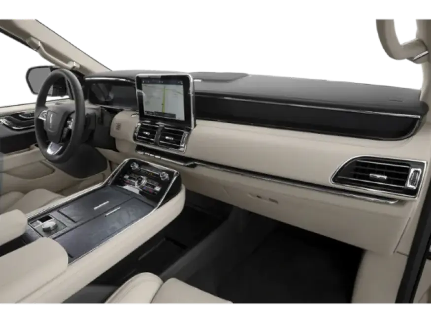 2019 Lincoln Navigator | Photo 12 of 14