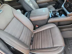 2026 GMC Yukon Denali Ultimate | Thumbnail Photo 9 of 23