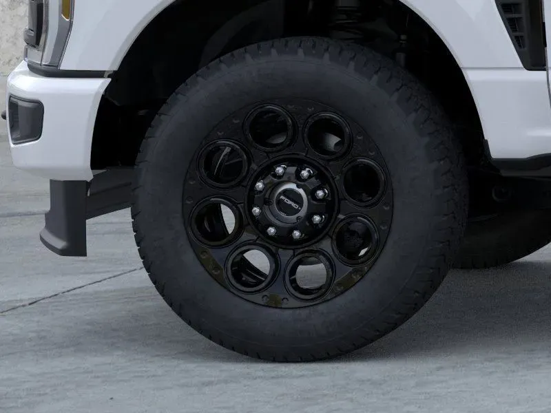 2026 Ford Super Duty F-350 XLT | Photo 18 of 22