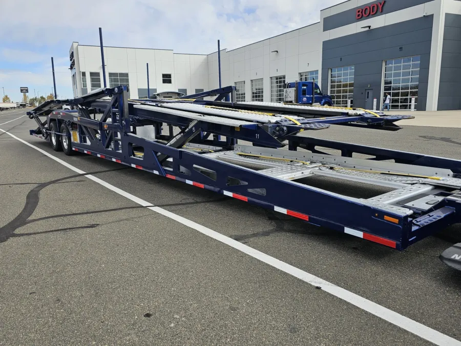 2021 Western Star 4900FA | Photo 10 of 30