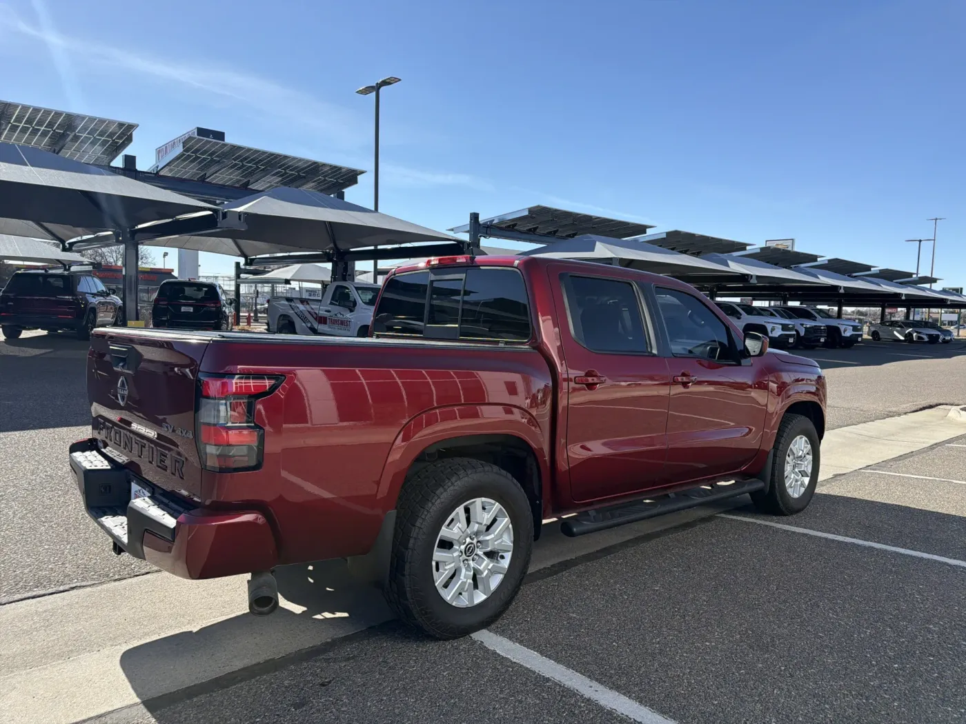 2022 Nissan Frontier SV | Photo 4 of 21