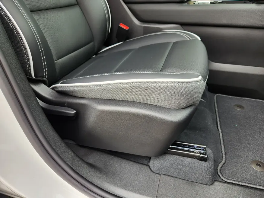 2026 GMC Sierra EV Standard Range Elevation | Photo 19 of 28