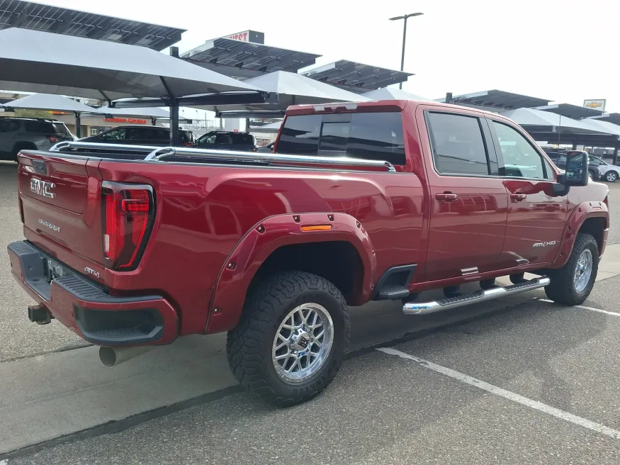 2022 GMC Sierra 2500HD AT4 | Photo 4 of 20