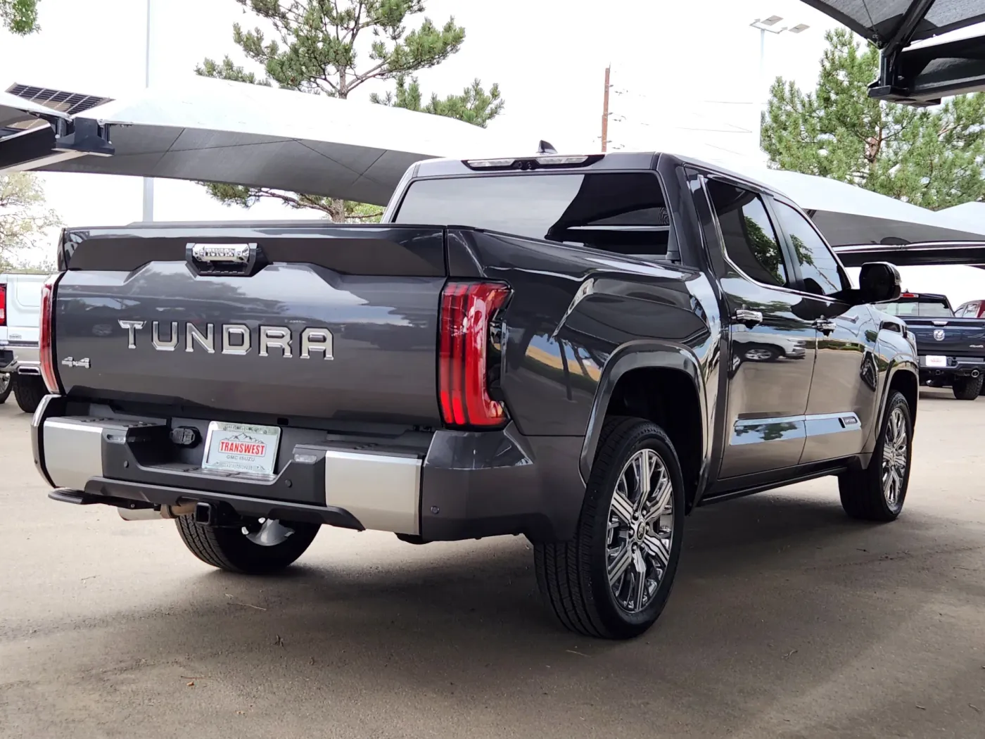 2024 Toyota Tundra 4WD Capstone Hybrid | Photo 2 of 30