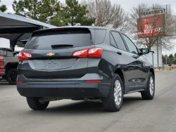 2021 Chevrolet Equinox LS | Thumbnail Photo 6 of 25