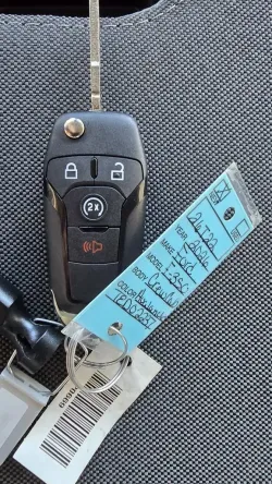 2026 Ford Super Duty F-350 | Thumbnail Photo 25 of 31