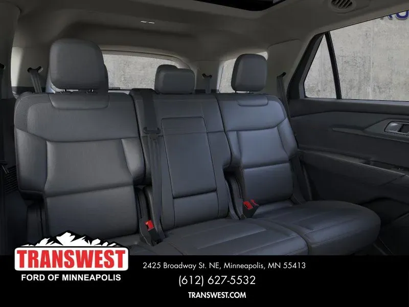 2026 Ford Explorer Active | Photo 10 of 23