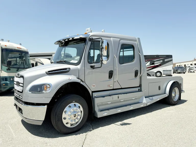 2025 Freightliner M2 106 Plus Summit Hauler