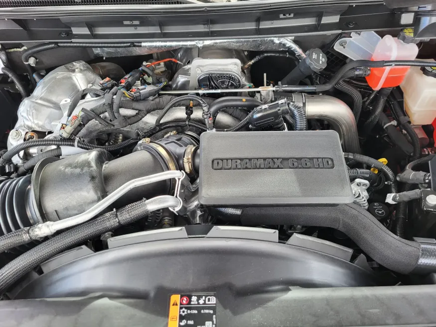 2026 GMC Sierra 3500HD SLT | Photo 23 of 25