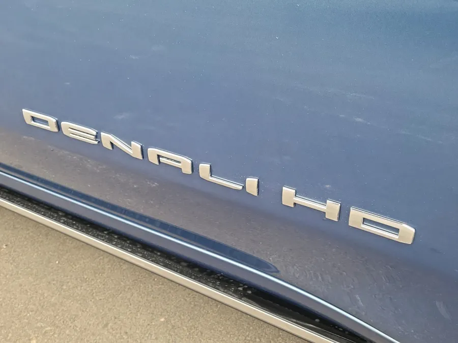 2026 GMC Sierra 2500HD Denali Ultimate | Photo 7 of 23