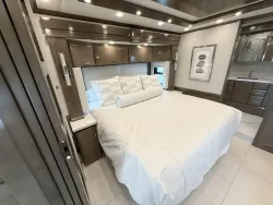 2026 Newmar Mountain Aire 3825 | Thumbnail Photo 13 of 28