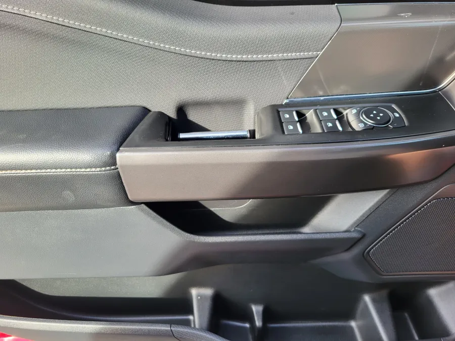 2024 Ford F-150 XLT | Photo 18 of 24