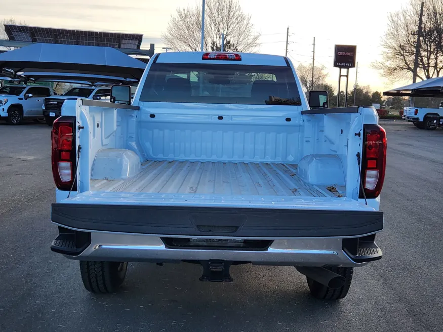 2026 GMC Sierra 2500HD Pro | Photo 13 of 28