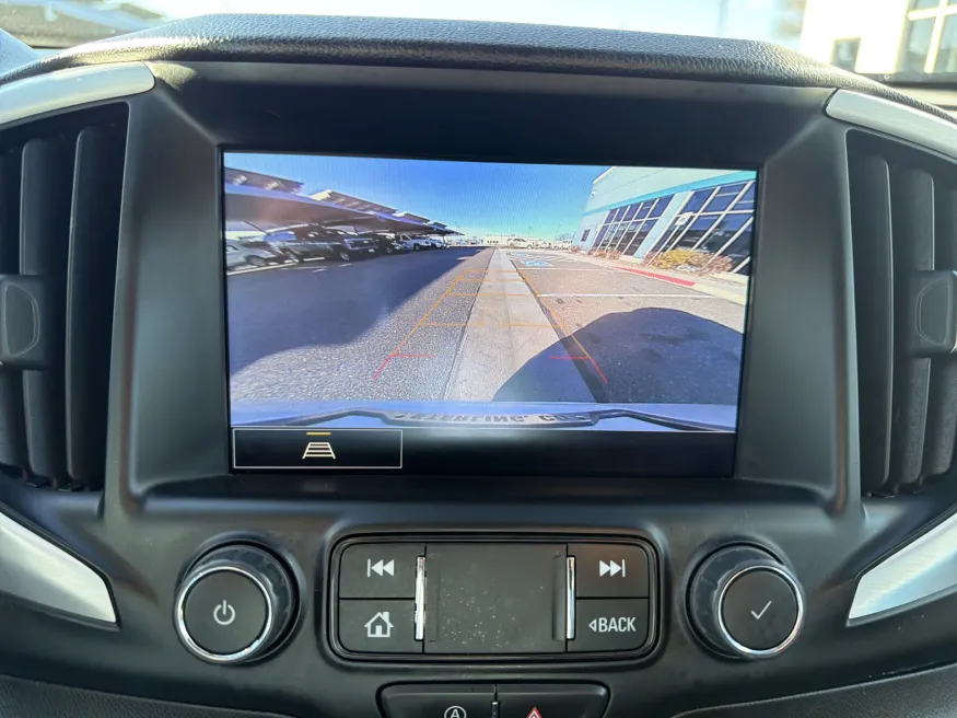 2024 GMC Terrain SLT | Photo 16 of 22