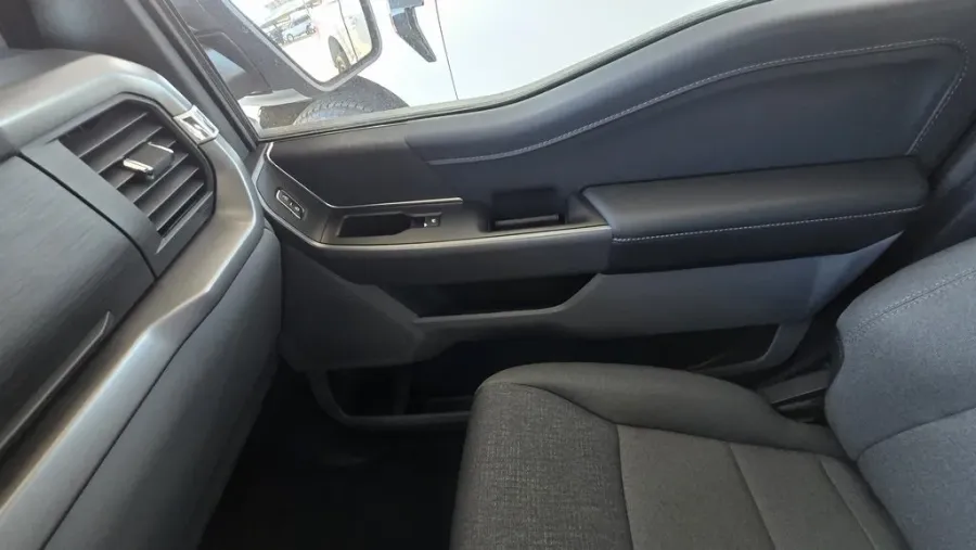 2025 Ford F-150 | Photo 19 of 23