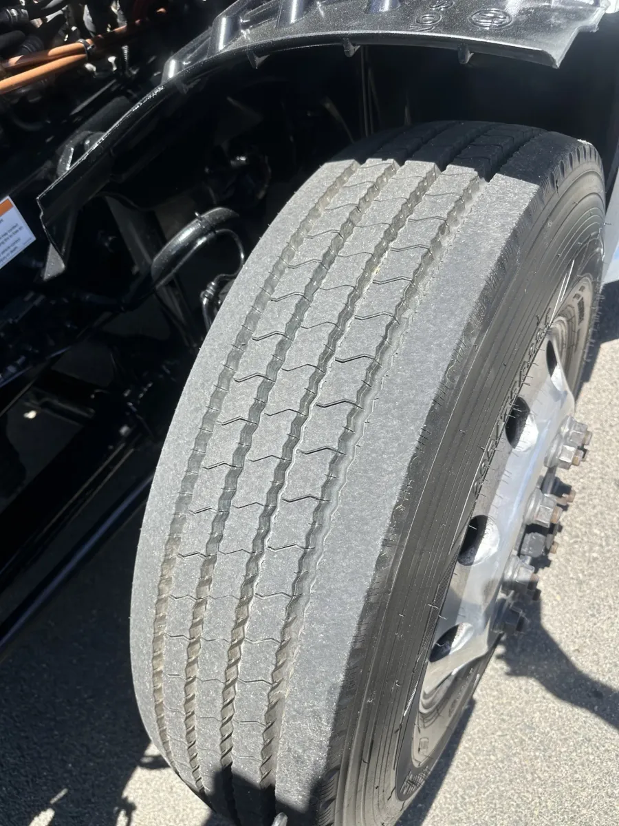 2022 Freightliner Cascadia 126 | Photo 20 of 24