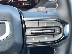 2026 GMC Acadia AT4 | Thumbnail Photo 13 of 22