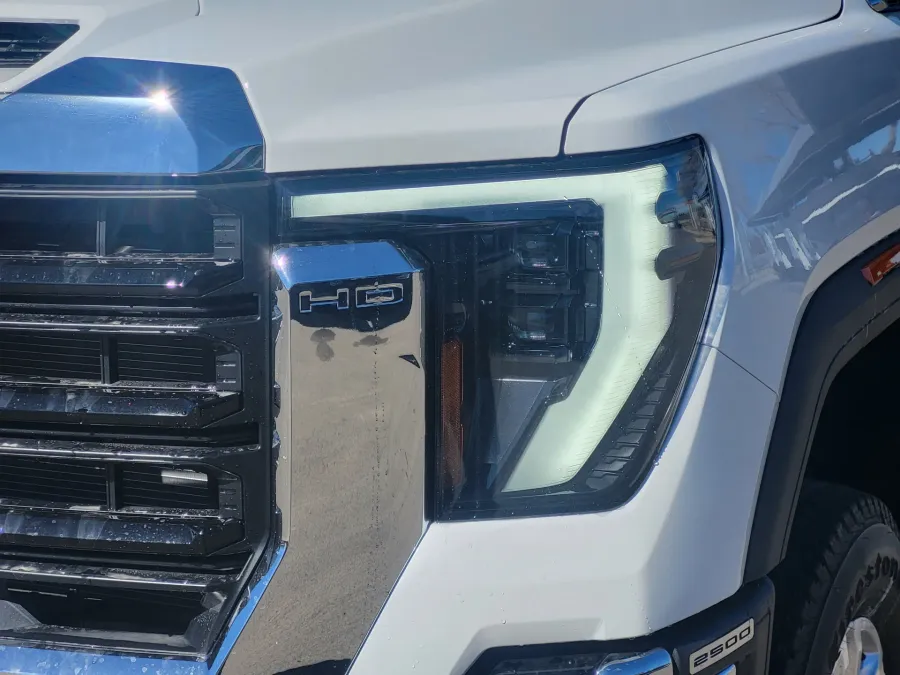 2026 GMC Sierra 2500HD Pro | Photo 7 of 26