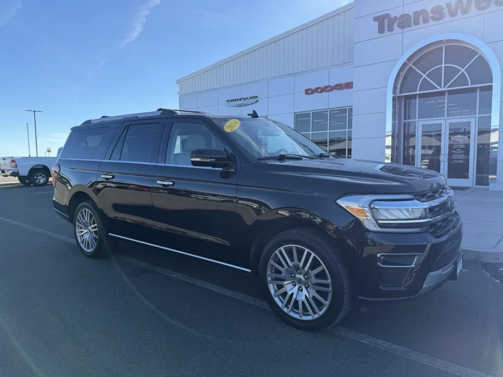 2024 Ford Expedition Limited's photo