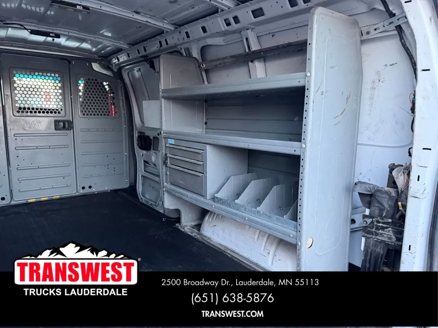 2017 Chevrolet Express 3500 Work Van | Photo 16 of 21