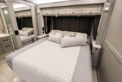 2026 Tiffin Phaeton 37BH | Thumbnail Photo 23 of 25