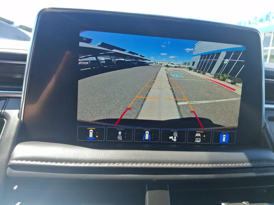 2023 Chevrolet Tahoe High Country | Photo 18 of 23