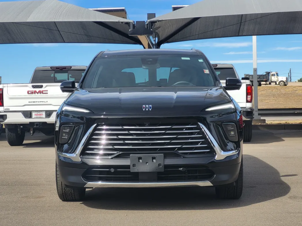 2025 Buick Enclave Preferred 