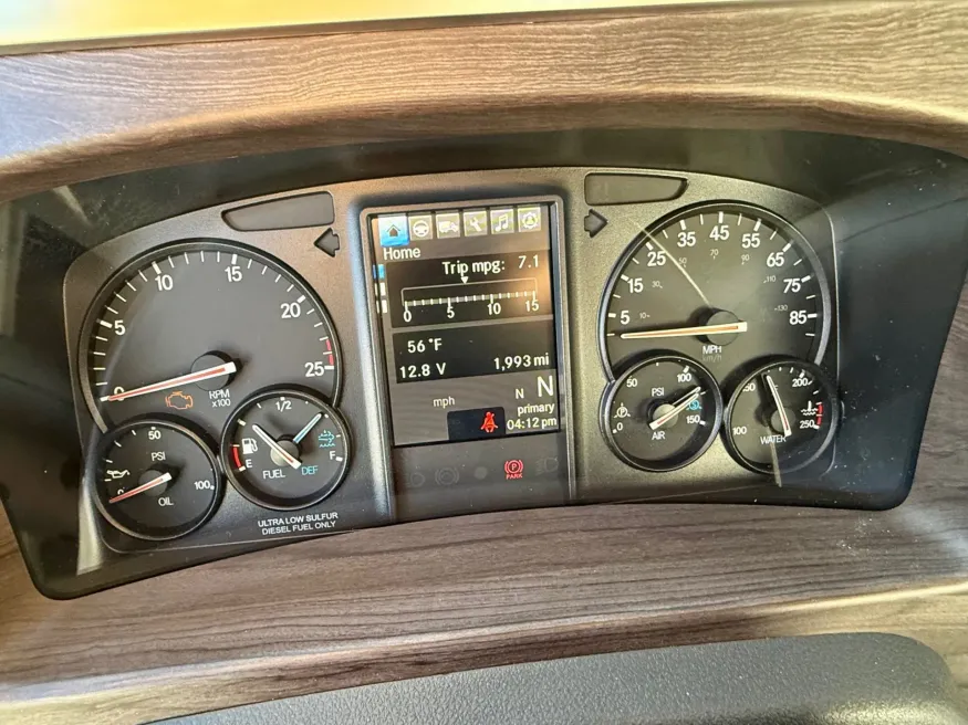 2026 Western Star 47X | Photo 11 of 14