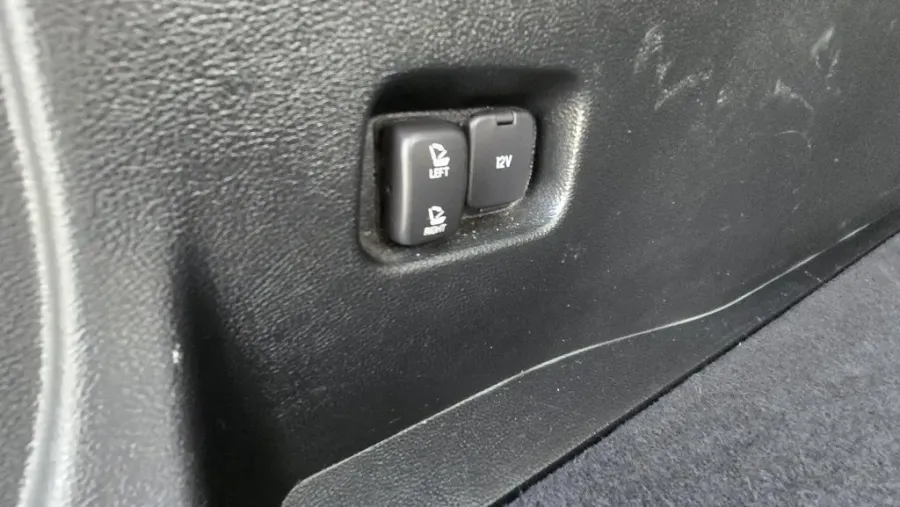 2023 Ford Edge | Photo 9 of 28