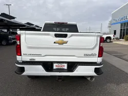 2022 Chevrolet Silverado 2500HD High Country | Thumbnail Photo 3 of 22