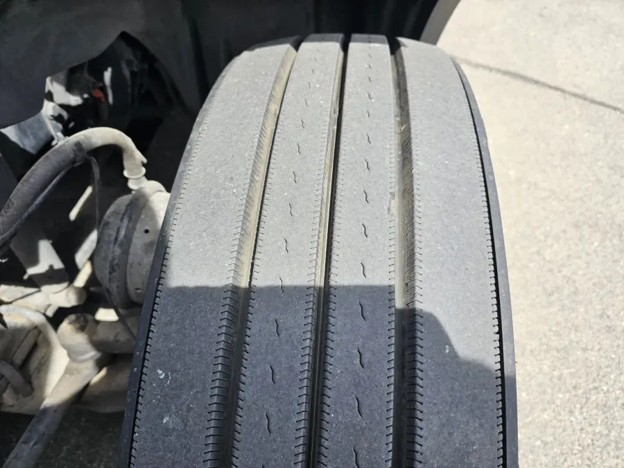 2024 Freightliner Cascadia 126 | Photo 18 of 21