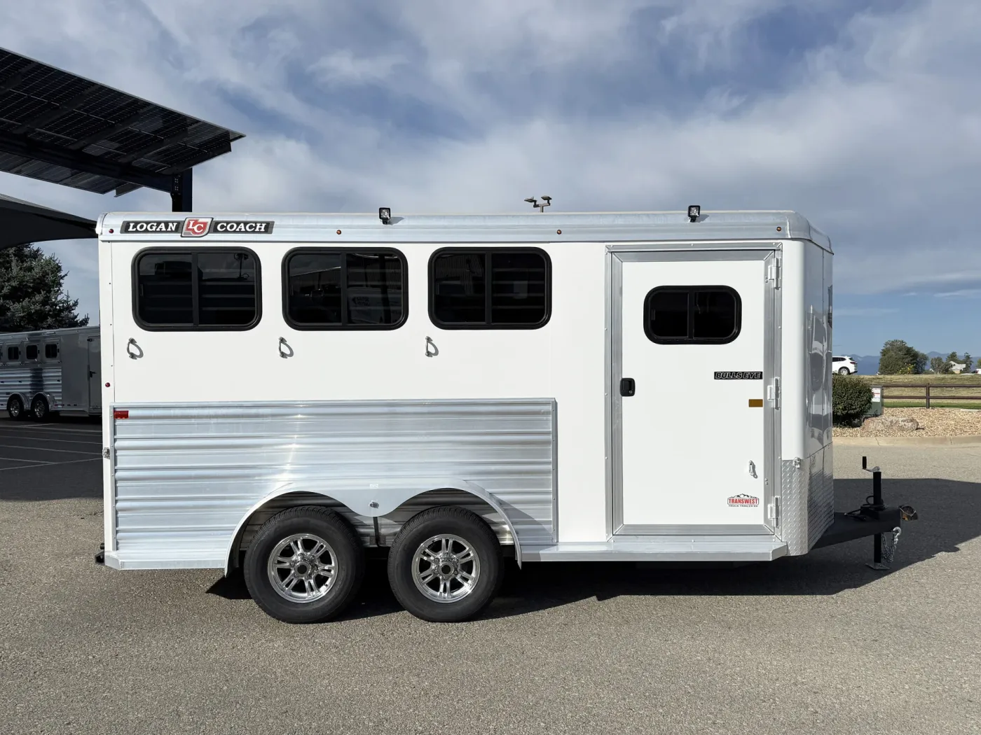 2025 Logan Coach Bullseye 3HBP | Photo 3 of 13