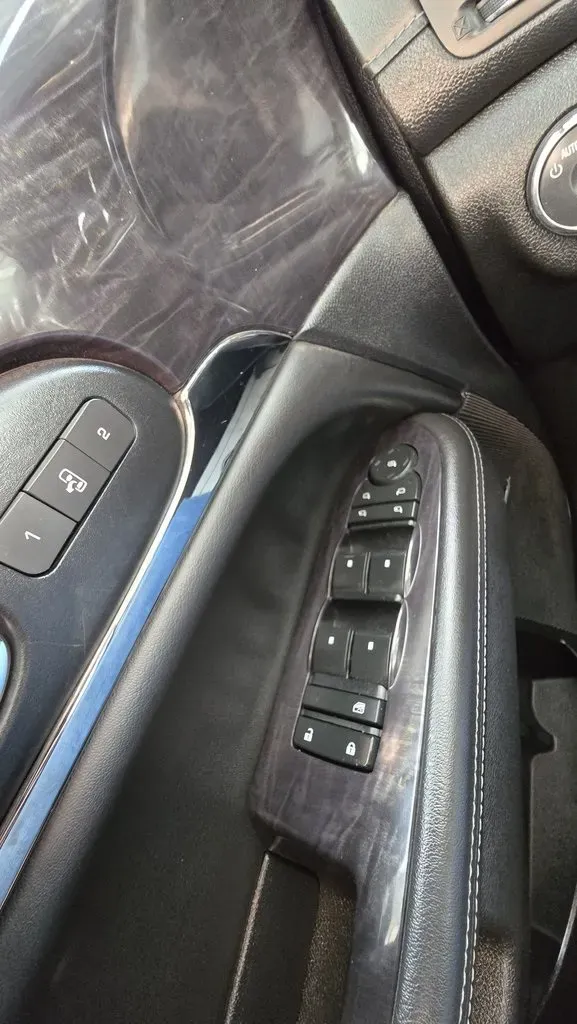 2017 Buick Enclave | Photo 12 of 32