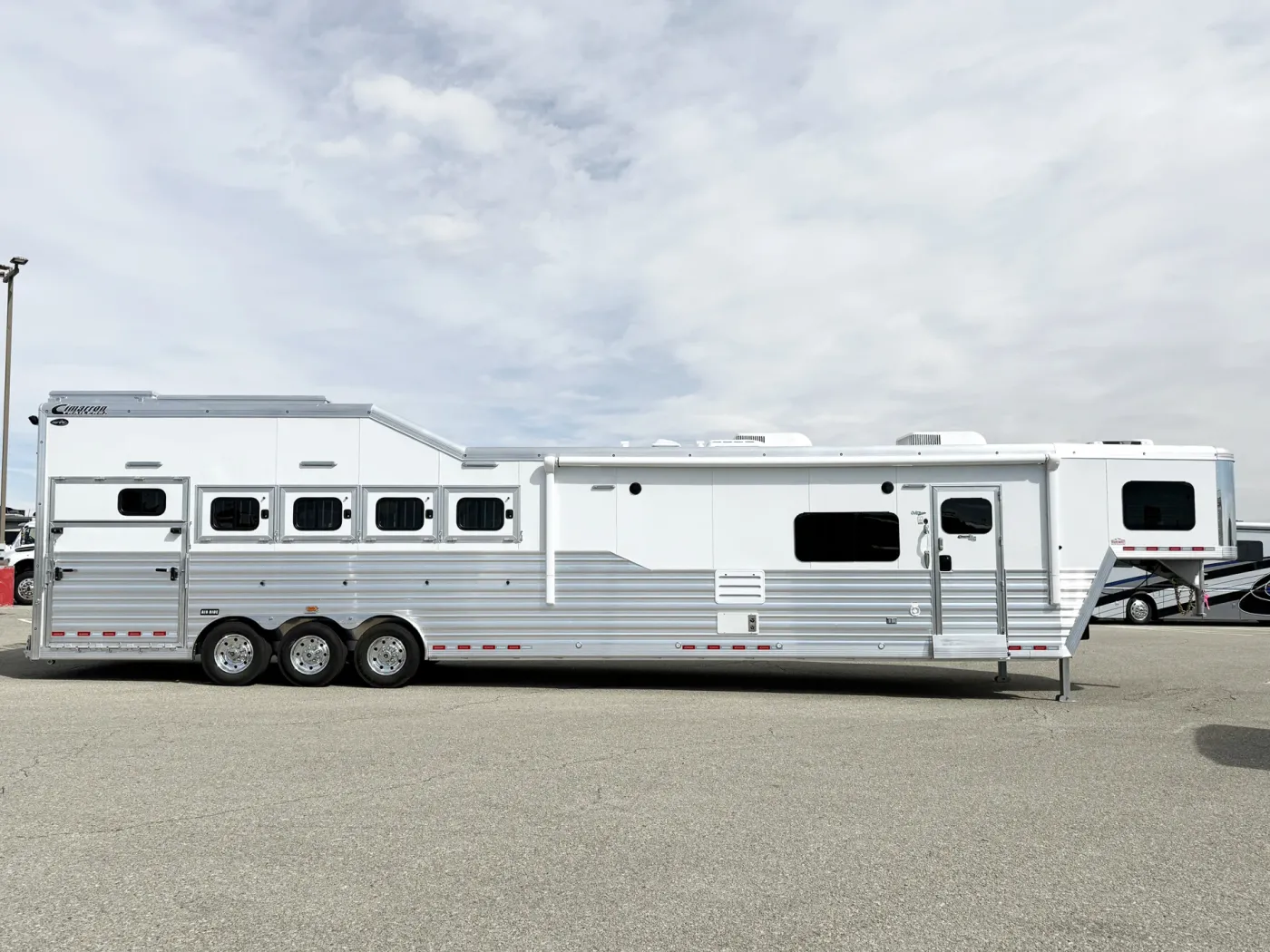 2026 Cimarron Norstar 5HLQ | Photo 2 of 30