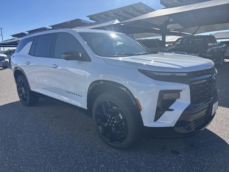 2026 Chevrolet Traverse AWD RS | Photo 6 of 23